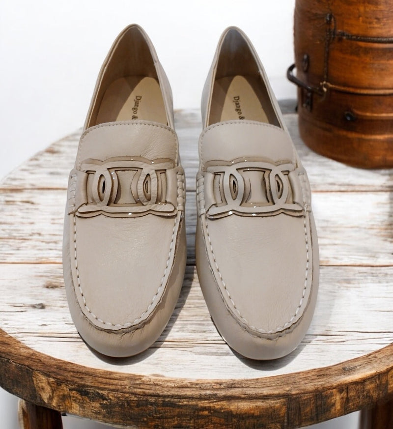 Django & Juliette - Velbert Leather Loafers in Cream