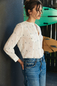 Ami Blouse - Chalk Embroidered Flower