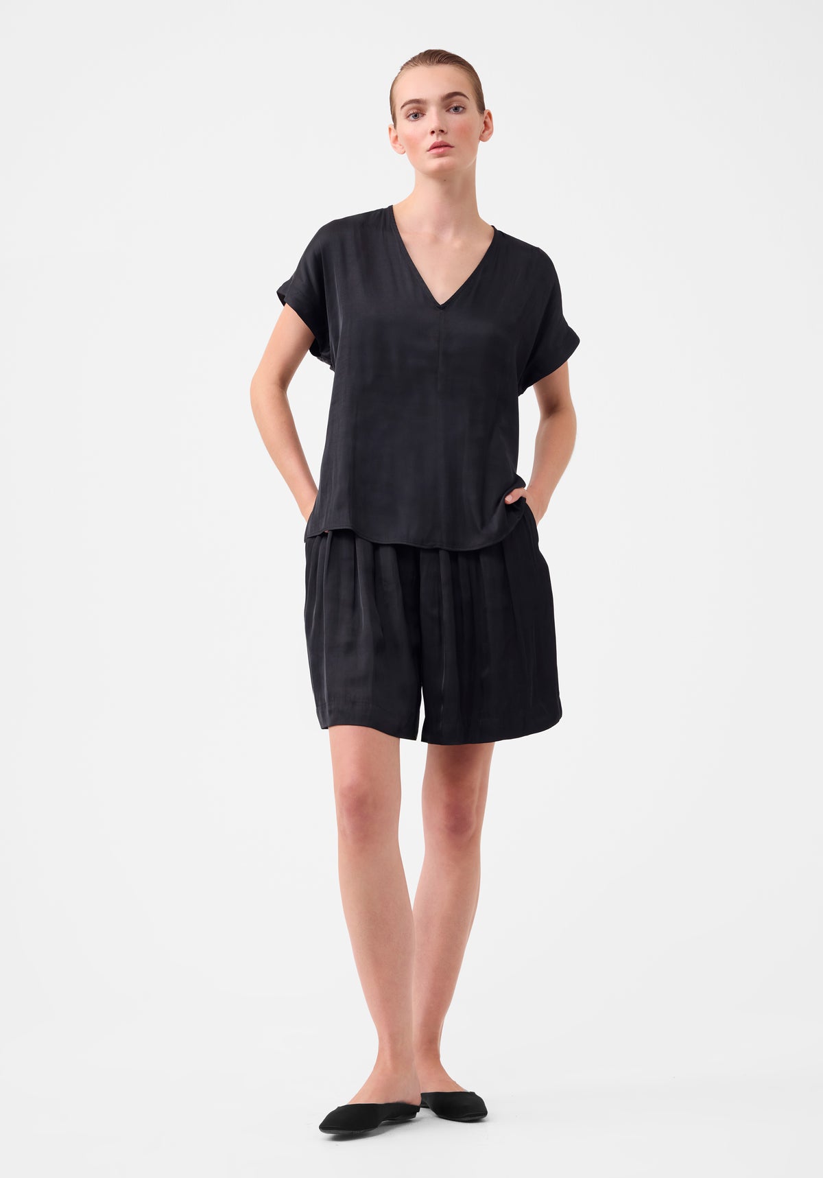 Morrison - Cairo V-Neck Top Black