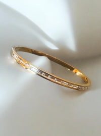 Gold Prescious Stone Bangle